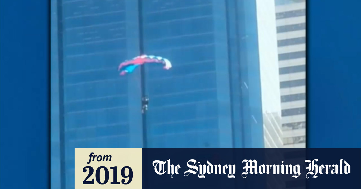 Video Perth thrillseeker fined over illegal base jump